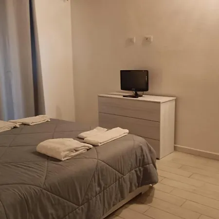 I Giardini Di Mina Apartment *